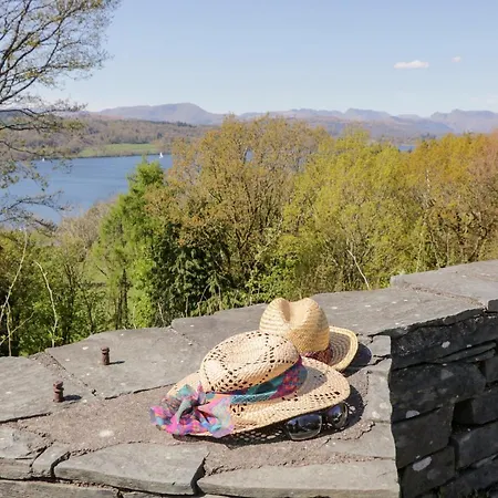 בית נופש Little Barn Grange-over-Sands